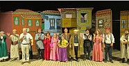 Yeşilköy Halk Tiyatrosu perdeyi açtı