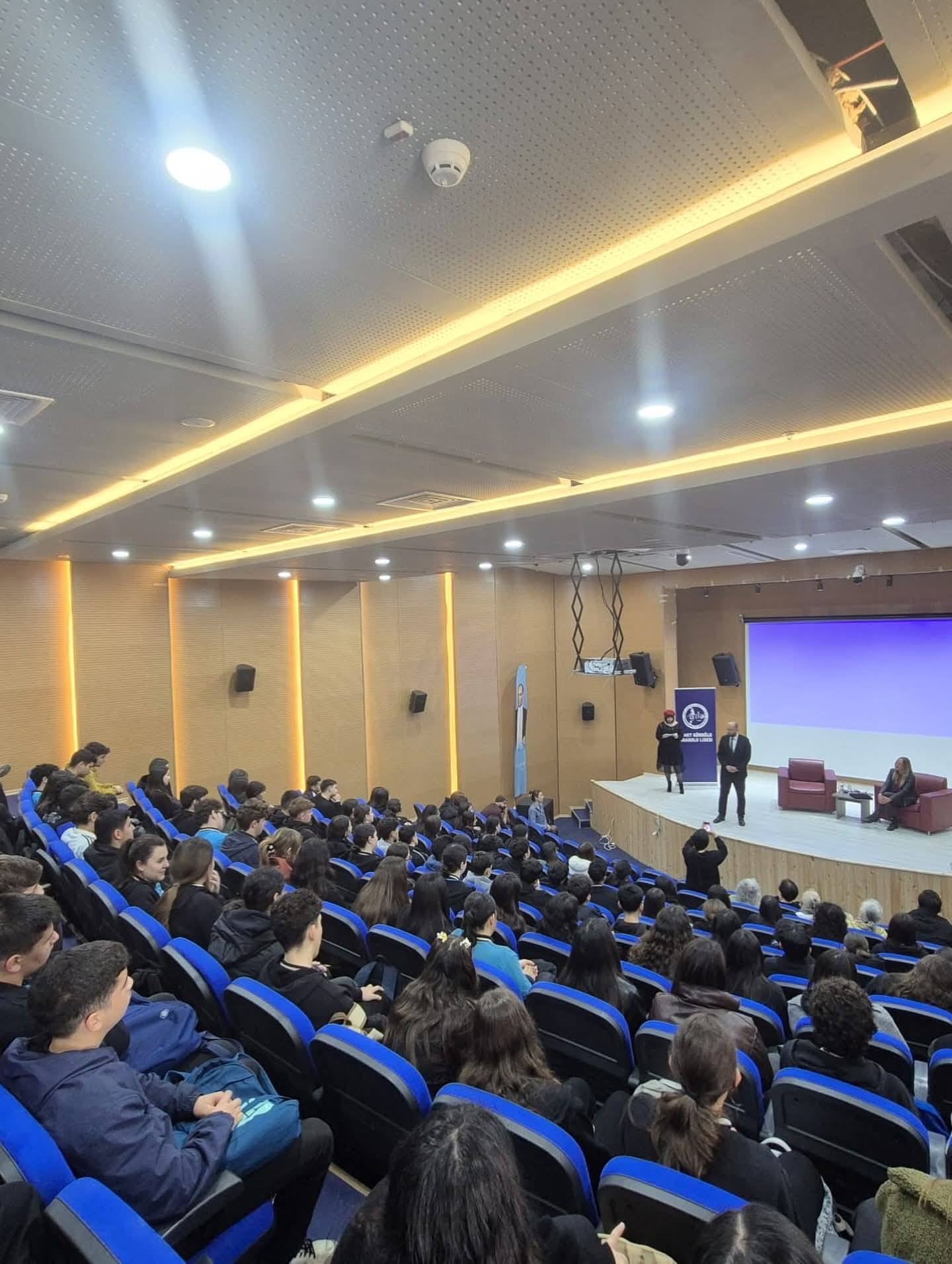 “Türkiye Yüzyılı Maarif Modeli doğrultusunda Kaş’ımızda eğitim meşalesini hep birlikte daha da ileriye taşıyacağız.”