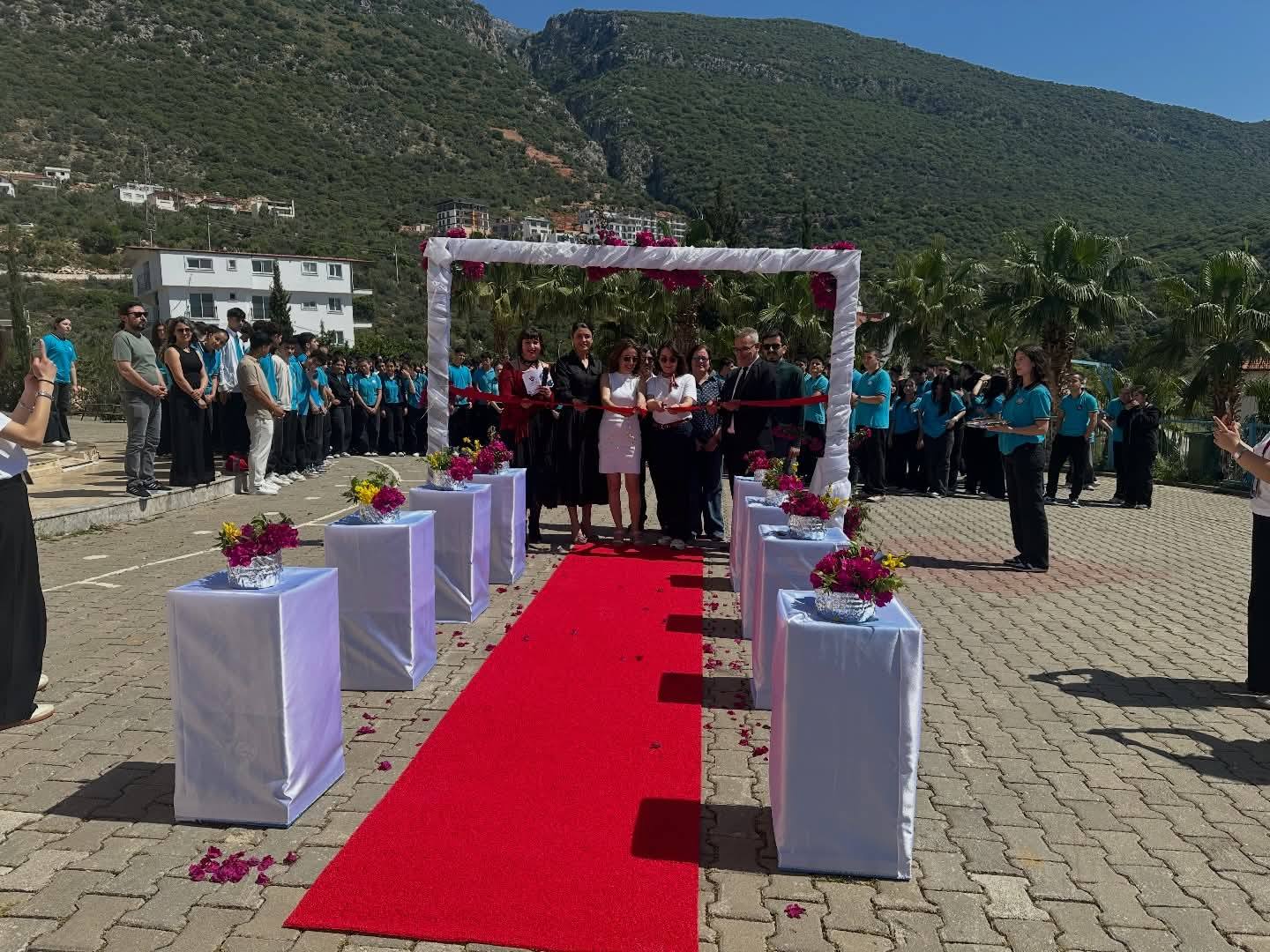 Kaş'ta 4006 TÜBİTAK Bilim Fuarı Gerçekleştirildi  .. Kaş Haber