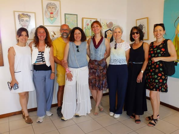 Ayça Kaleli’nin “Cha’Chuli’nin Sirki” resim ve figür sergisi, Kaş Sanatevi’nde açıldı.