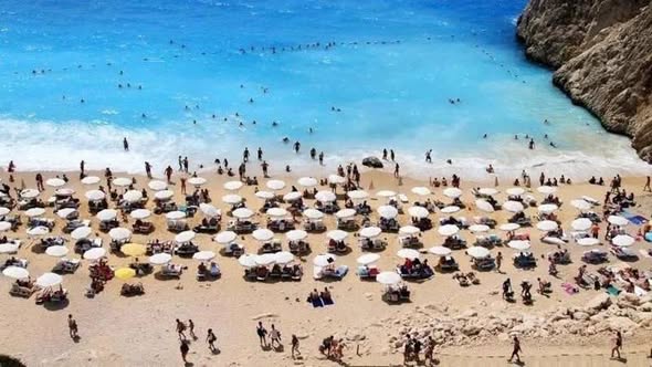 İngiliz Financial Times yazdı: İran savaşı Türkiye turizmini vurdu