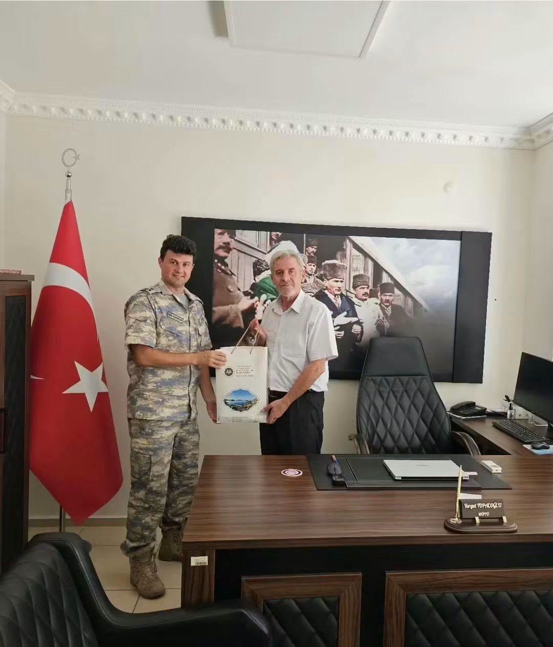 Kaş Garnizon Komutanı Binbaşı Mumcu'dan Kaş Müftülüğü'ne Ziyaret
