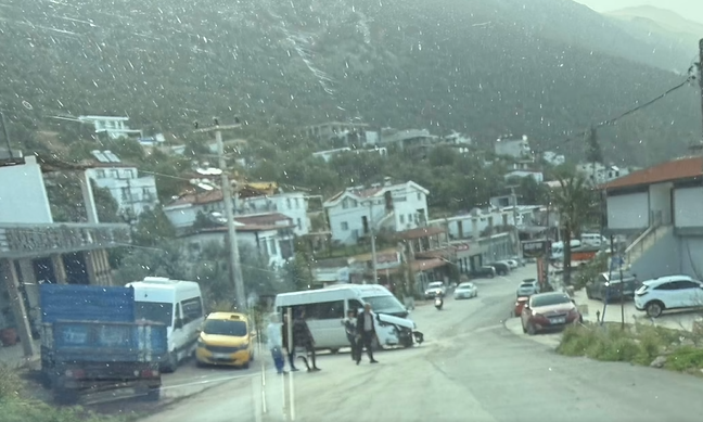 Akbel Kalkan Yolunda Trafik Kazası